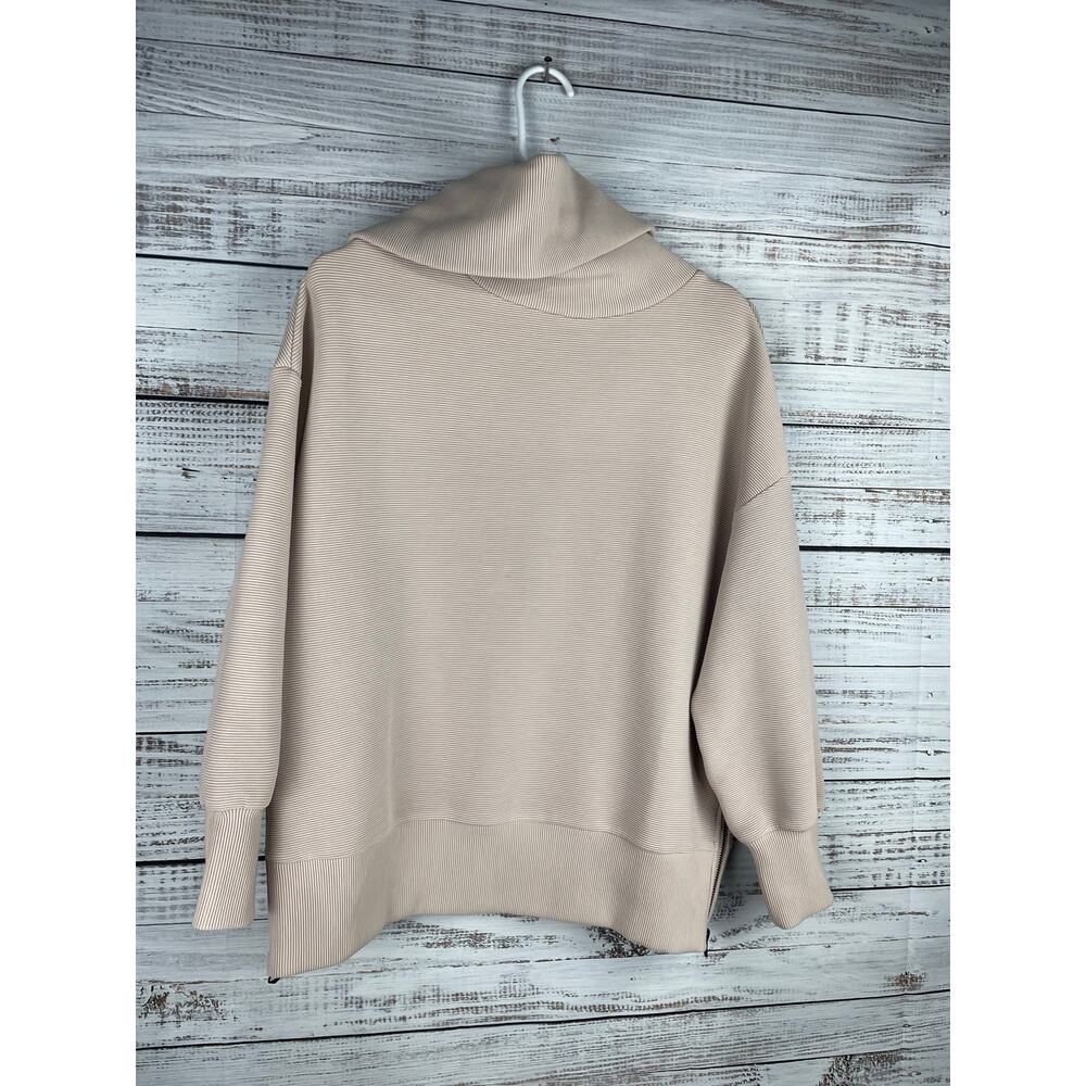 Varley Cream Sweatshirt